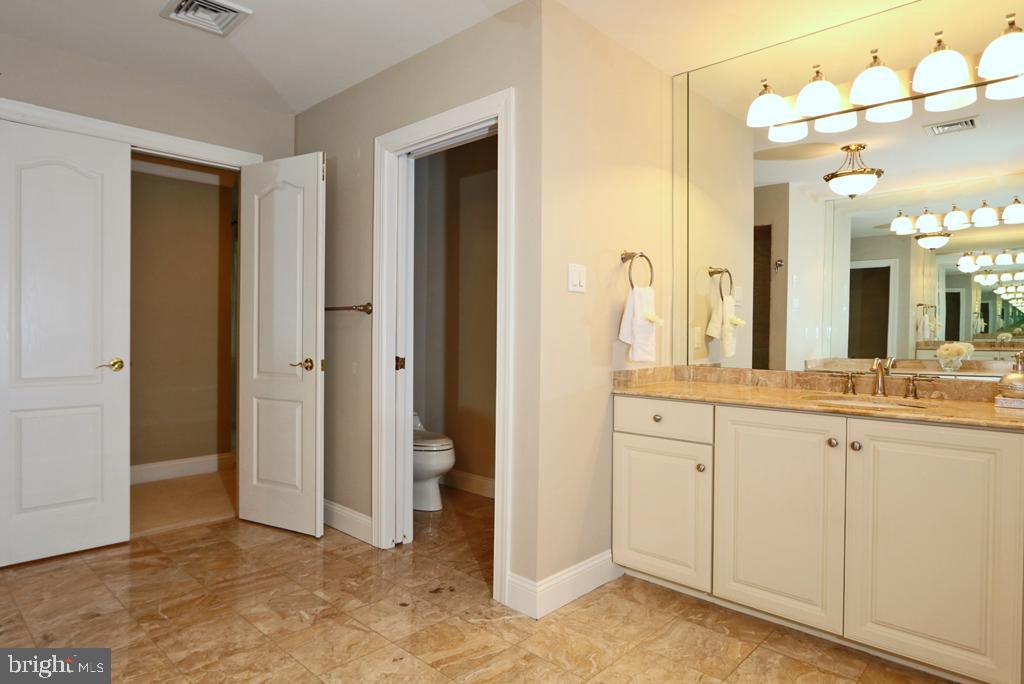 618 Newtown Road Villanova, PA 19085 - Photo 29 of 62 master bath (hers)