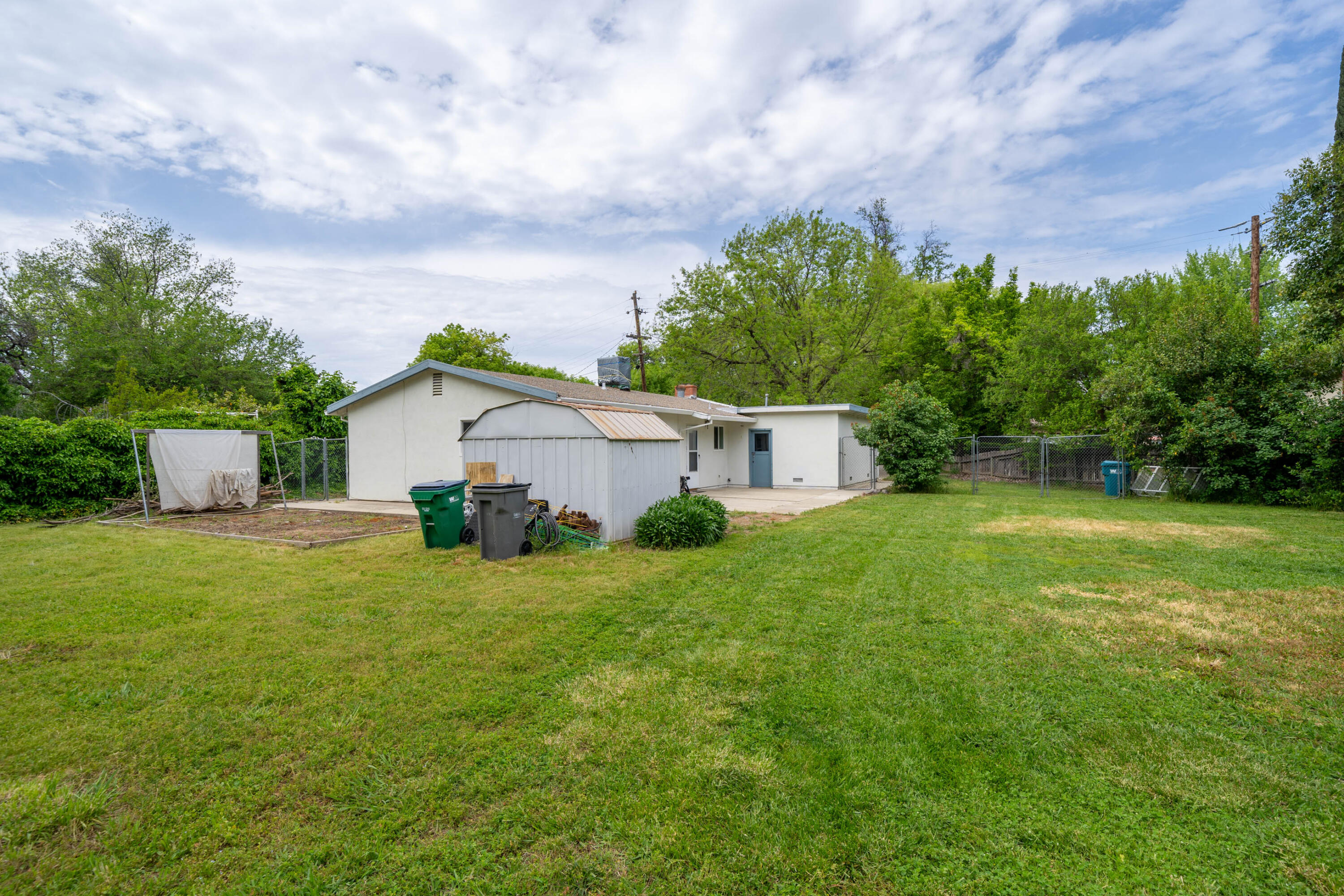 3055 Sharon Avenue Anderson, CA 96007 - Photo 31 of 52 a front view of house with yard and green space