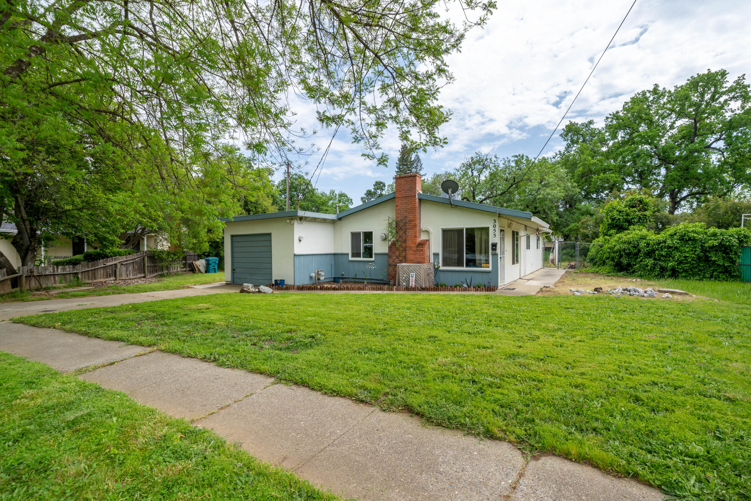 3055 Sharon Avenue Anderson, CA 96007 - Photo 6 of 52 a house view with a garden space