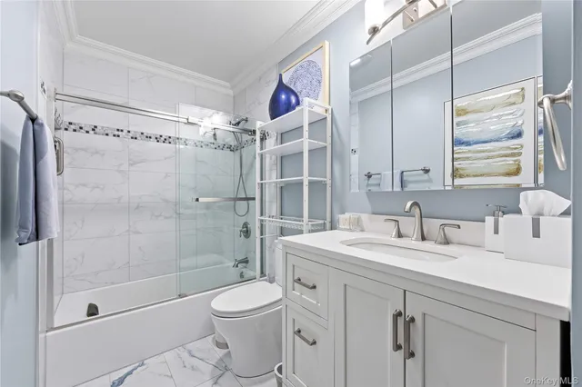 $849,000 | 2 Spring Court, Huntington, NY 11743