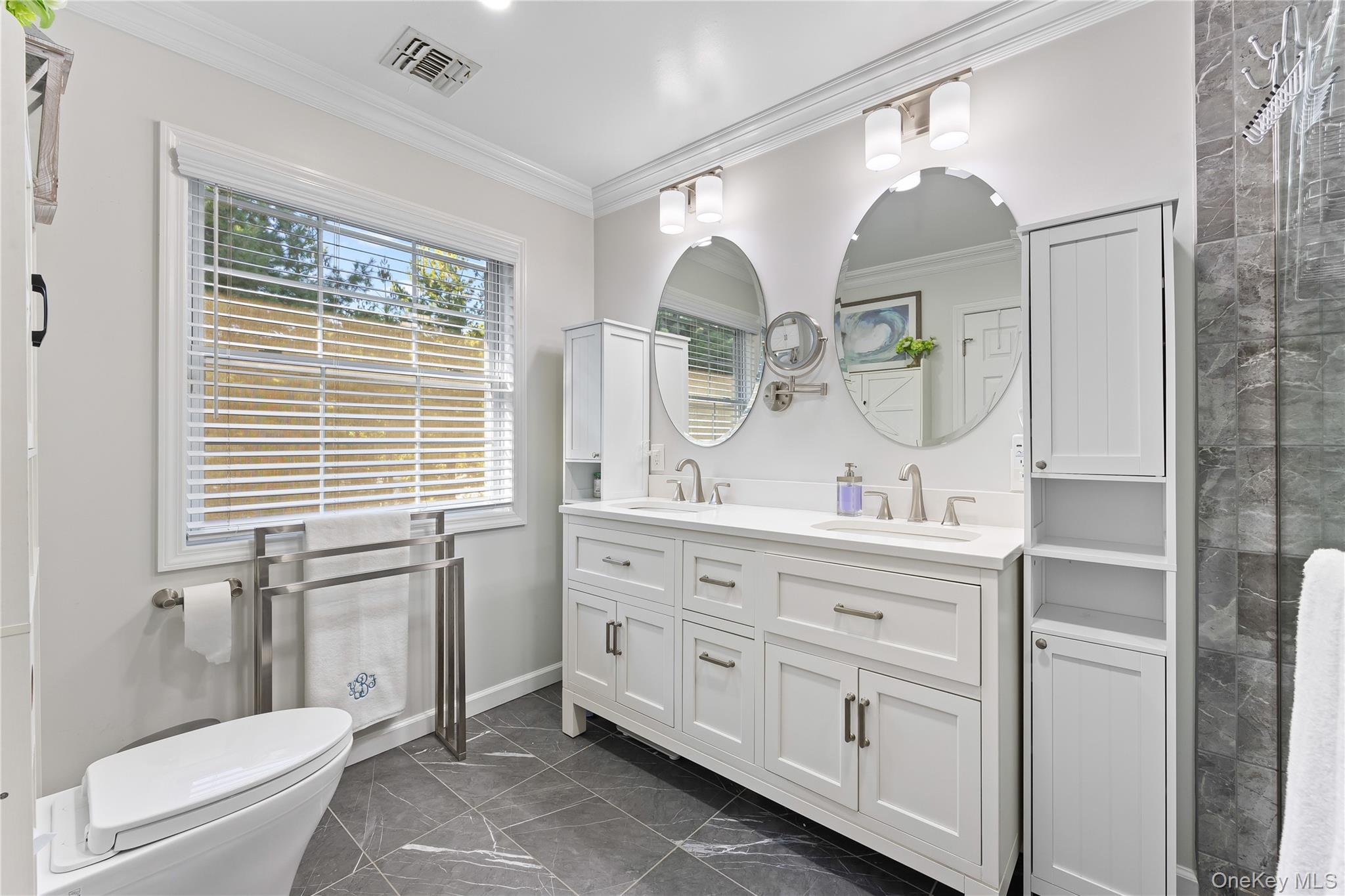 2 Spring Court Huntington, NY 11743 - Photo 24 of 30