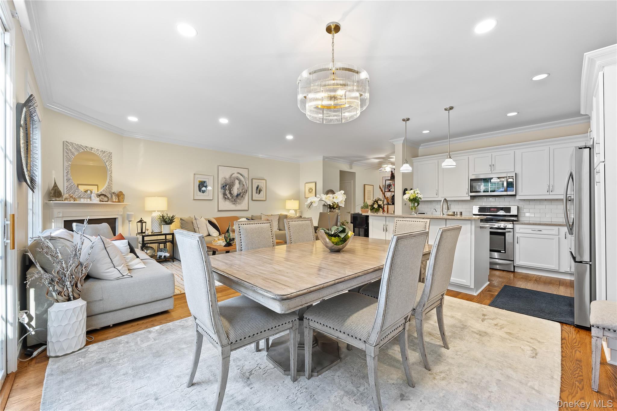 2 Spring Court Huntington, NY 11743 - Photo 8 of 30