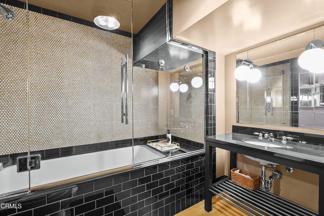 $1,100,000 | 849 South Broadway, Unit M11, Los Angeles, CA 90014