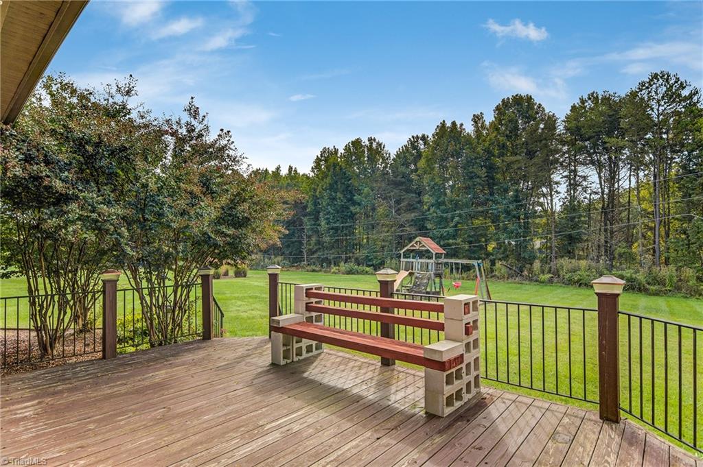 8517 Merriman Farm Road Oak Ridge, NC 27310 - Photo 21 of 41