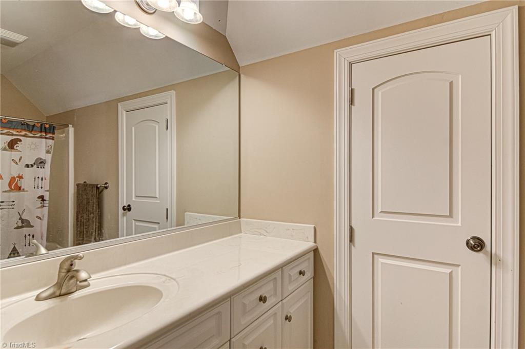 8517 Merriman Farm Road Oak Ridge, NC 27310 - Photo 23 of 41