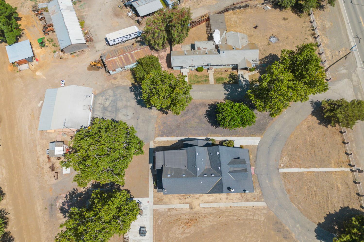 3101 River Road Vernalis, CA 95385 - Photo 72 of 81 an aerial view of a house with a yard