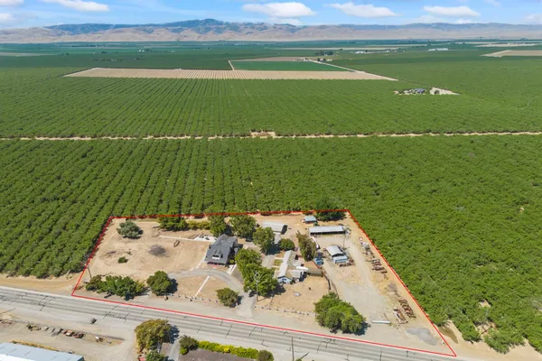 $849,999 | 3101 River Road, Vernalis, CA 95385