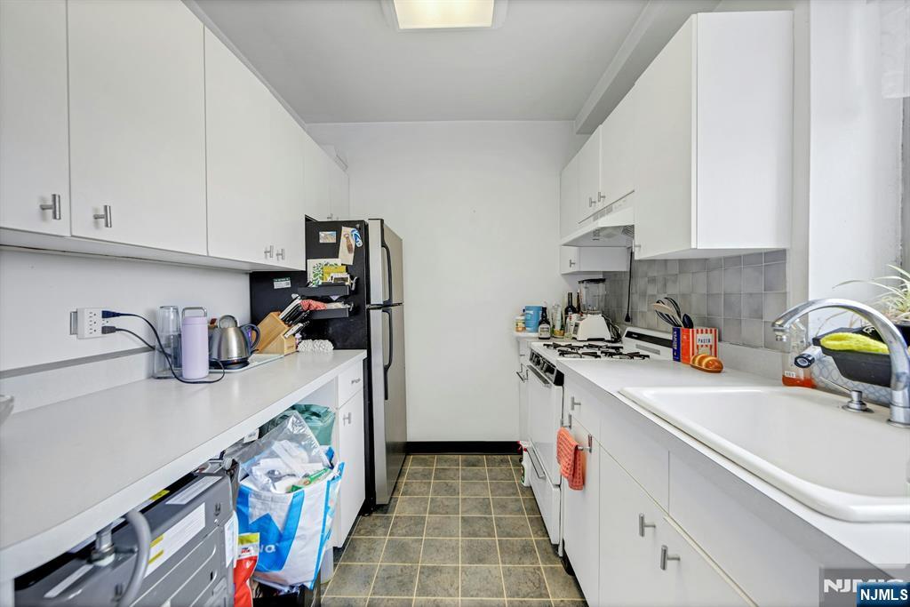 2 Horizon Road, Unit 626 Fort Lee, NJ 07024 - Photo 14 of 22