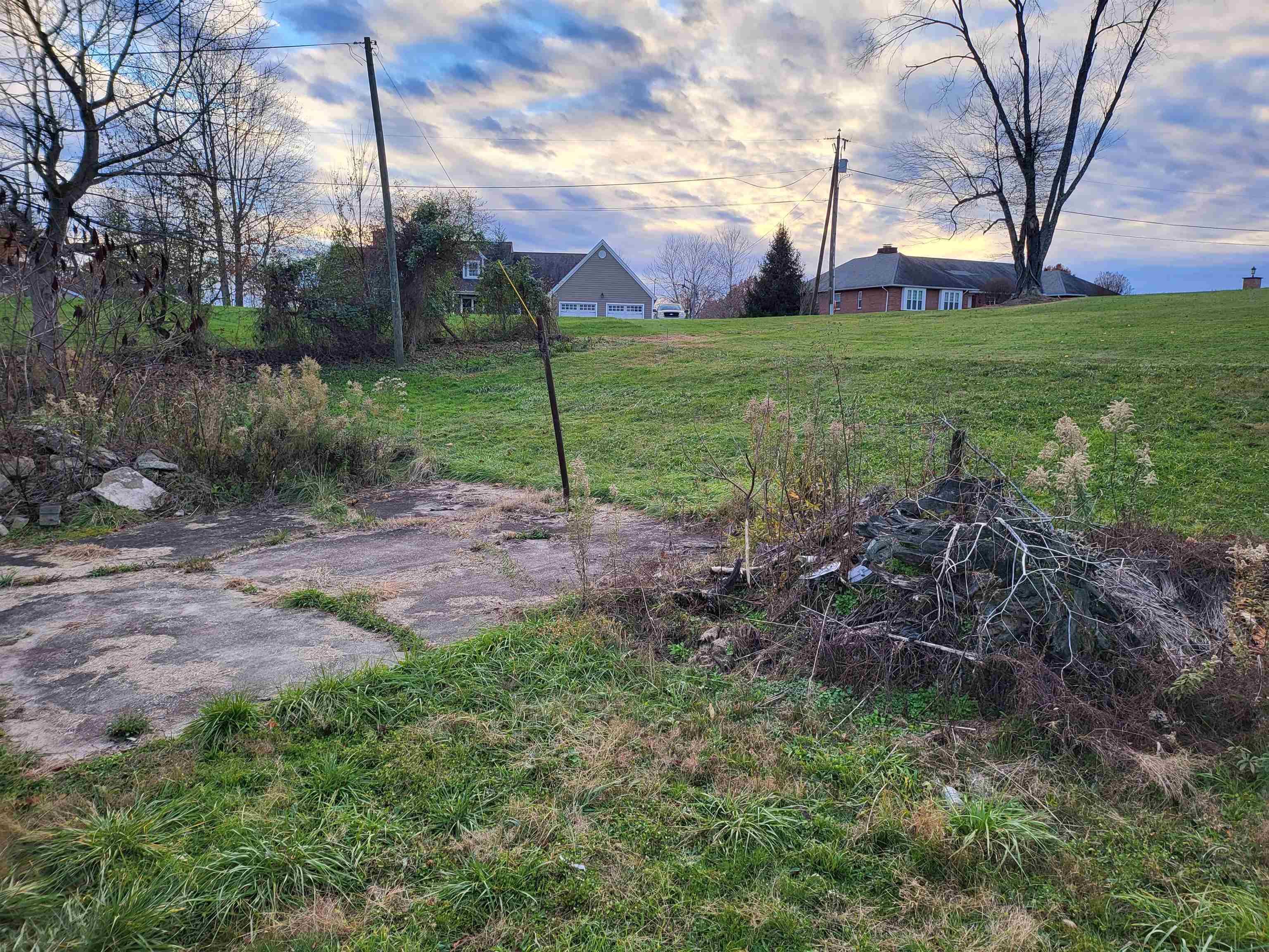 3806 Blue Sulphur Road Ona, WV 25545 - Photo 5 of 8 Gallery Image 5