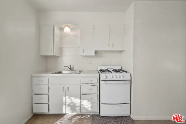 $1,795 | 351 Temple Avenue, Unit A, Long Beach, CA 90814