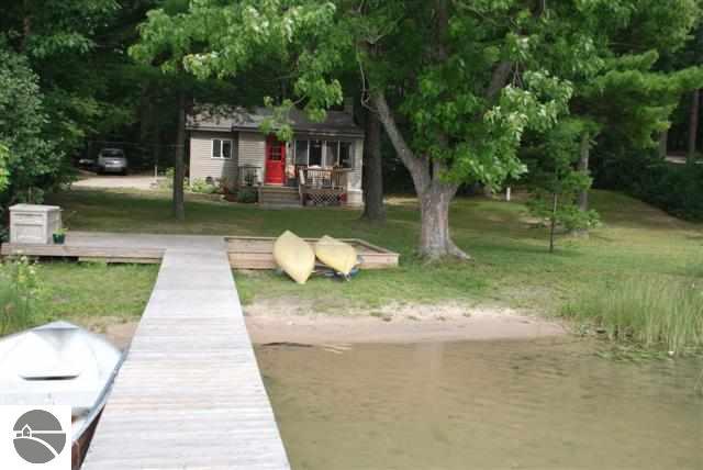 818 Ridge Road Beulah, MI 49617 - Photo 1 of 21 1729099.JPG