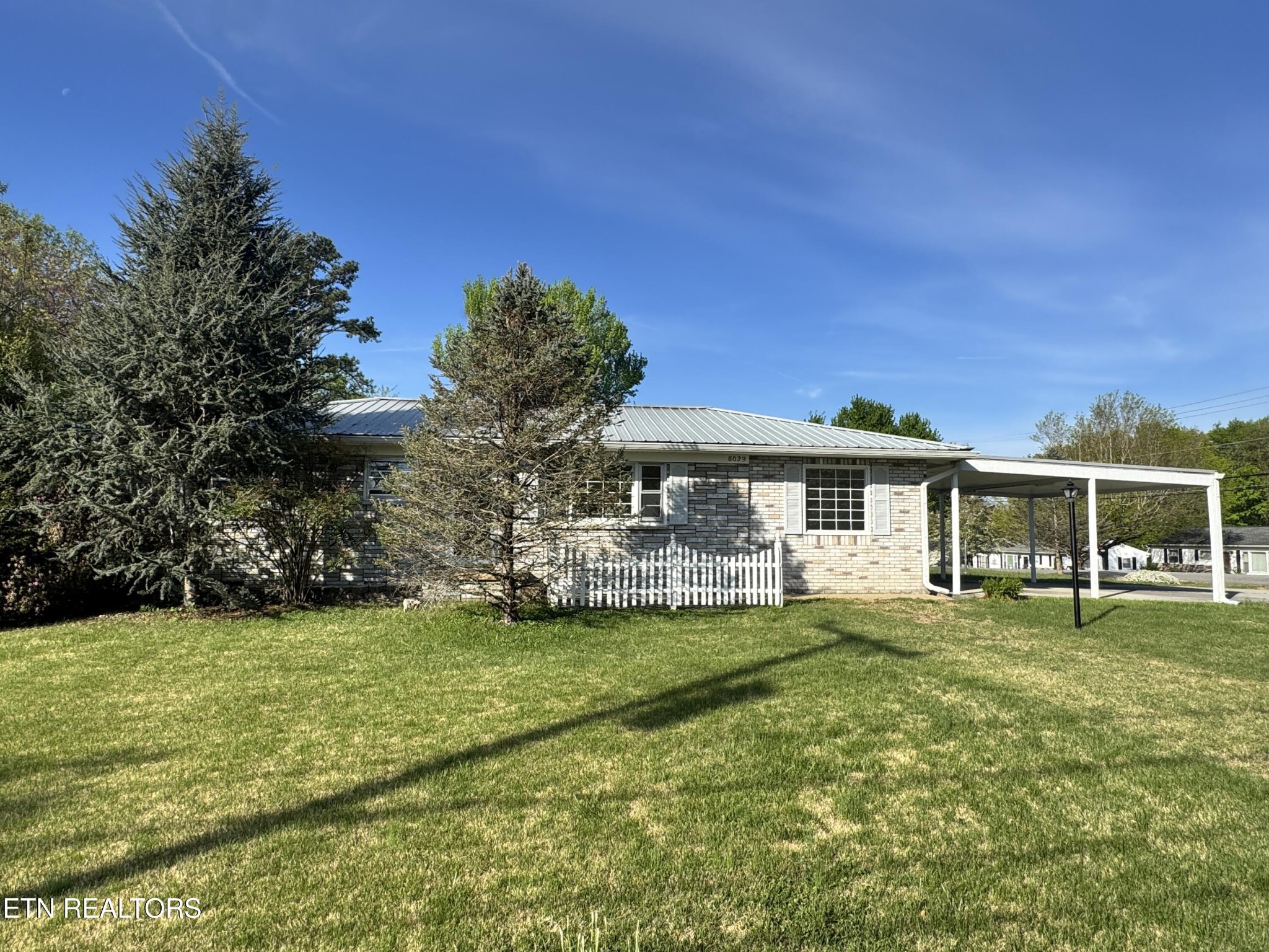 8029 Sharp Road Powell, TN 37849 - Photo 1 of 44 Gallery Image 1