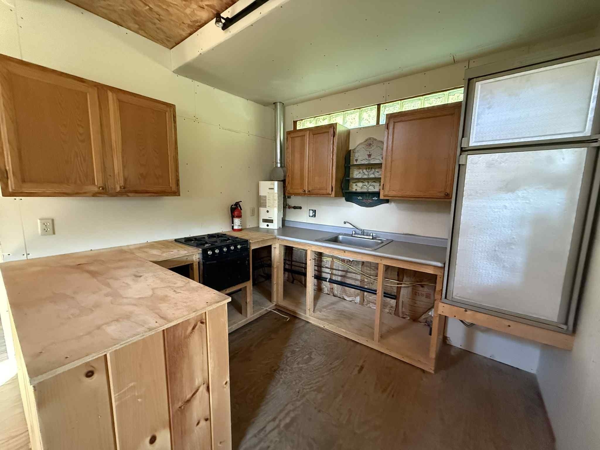 81 Parish Hill Road Newfane, VT 05351 - Photo 4 of 59