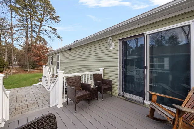 $289,900 | 4 Cheryl Lane, Coventry, RI 02816