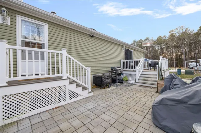 $289,900 | 4 Cheryl Lane, Coventry, RI 02816