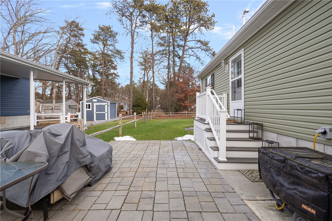 4 Cheryl Lane Coventry, RI 02816 - Photo 10 of 37