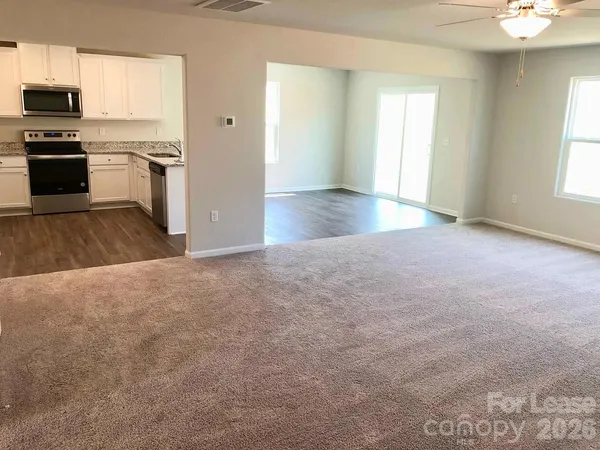 $2,100 | 9224 Creedmore Hills Drive, Charlotte, NC 28214