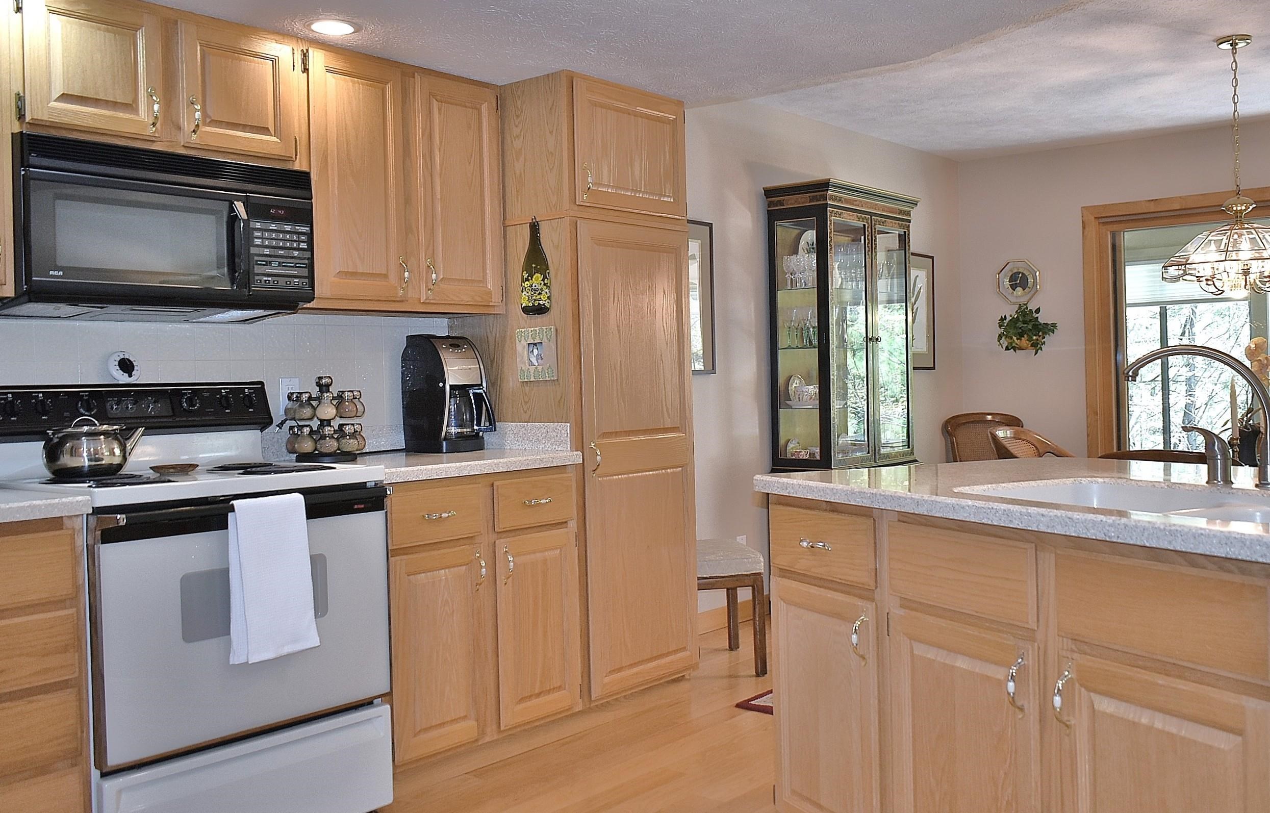 6458 Mission Ridge Traverse City, MI 49686 - Photo 16 of 35