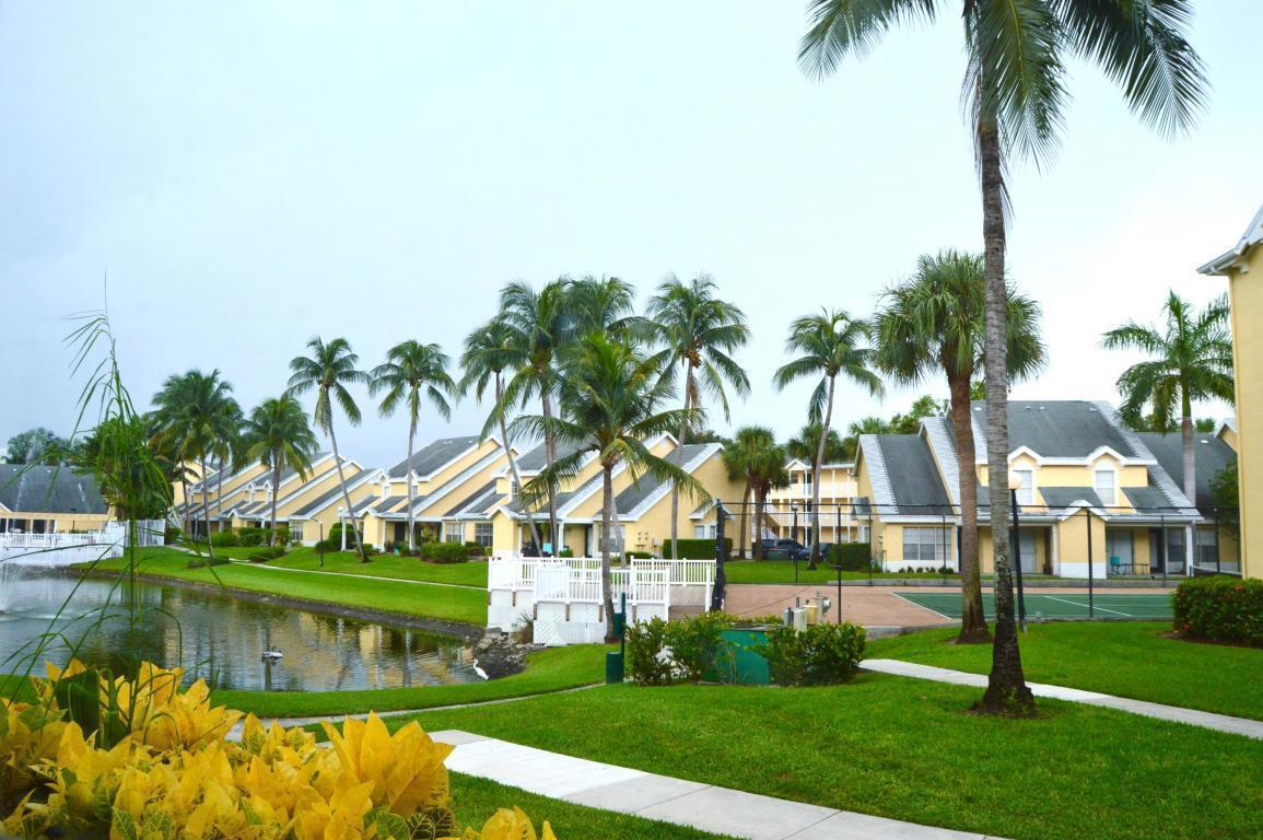 6299 La Costa Drive, Unit B Boca Raton, FL 33433 - Photo 4 of 18 20200824142024293768000000-o