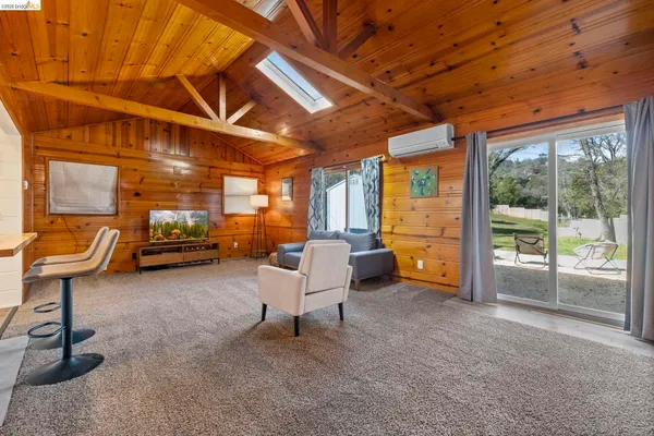 $375,000 | 696 Shaws Flat Road, Sonora, CA 95370