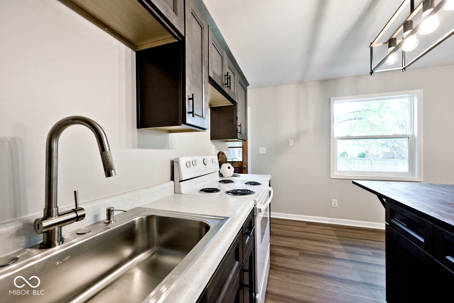 975 Rolling Hill Road Greenwood, IN 46142 - Photo 15 of 30