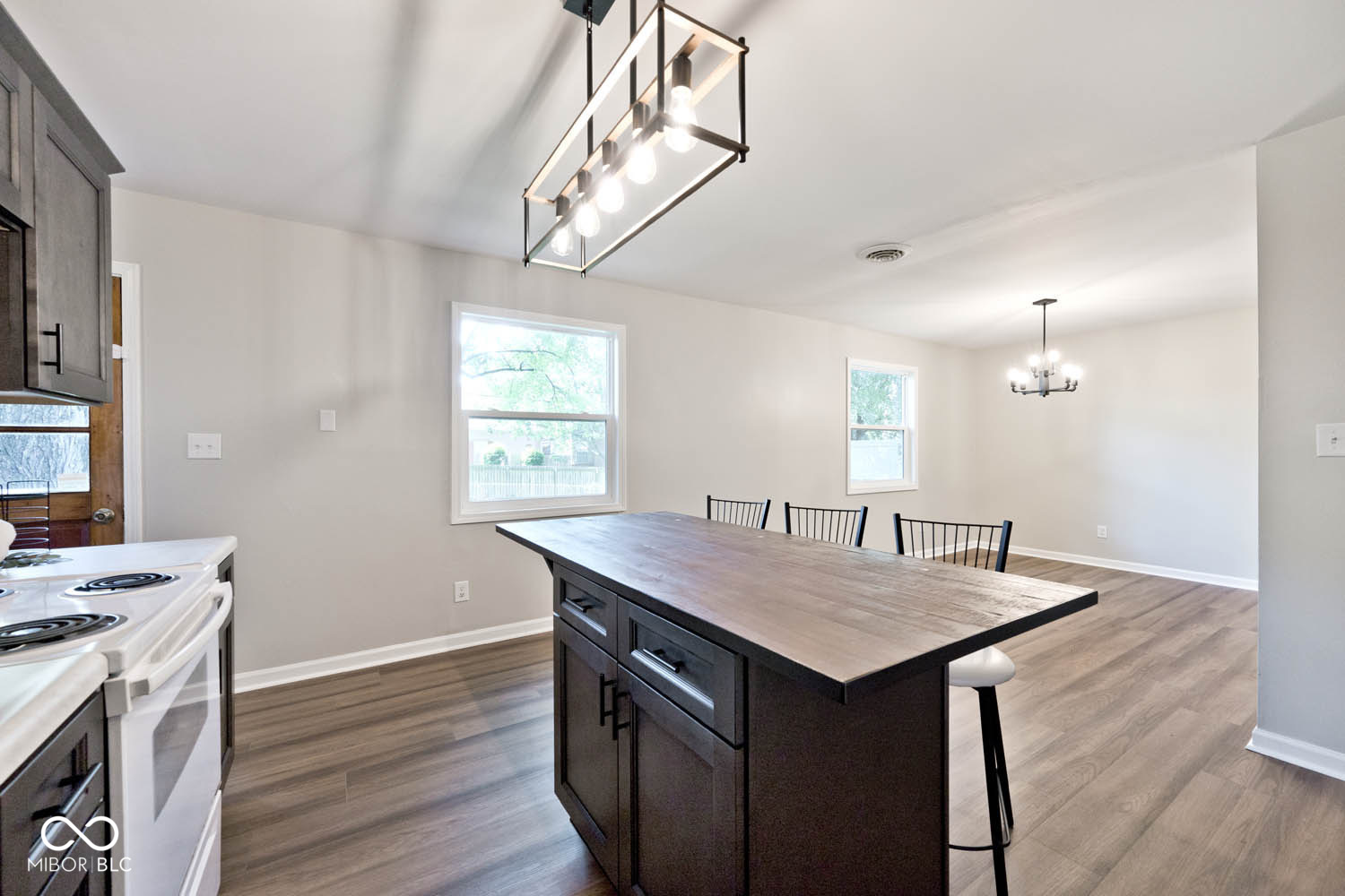 975 Rolling Hill Road Greenwood, IN 46142 - Photo 17 of 30