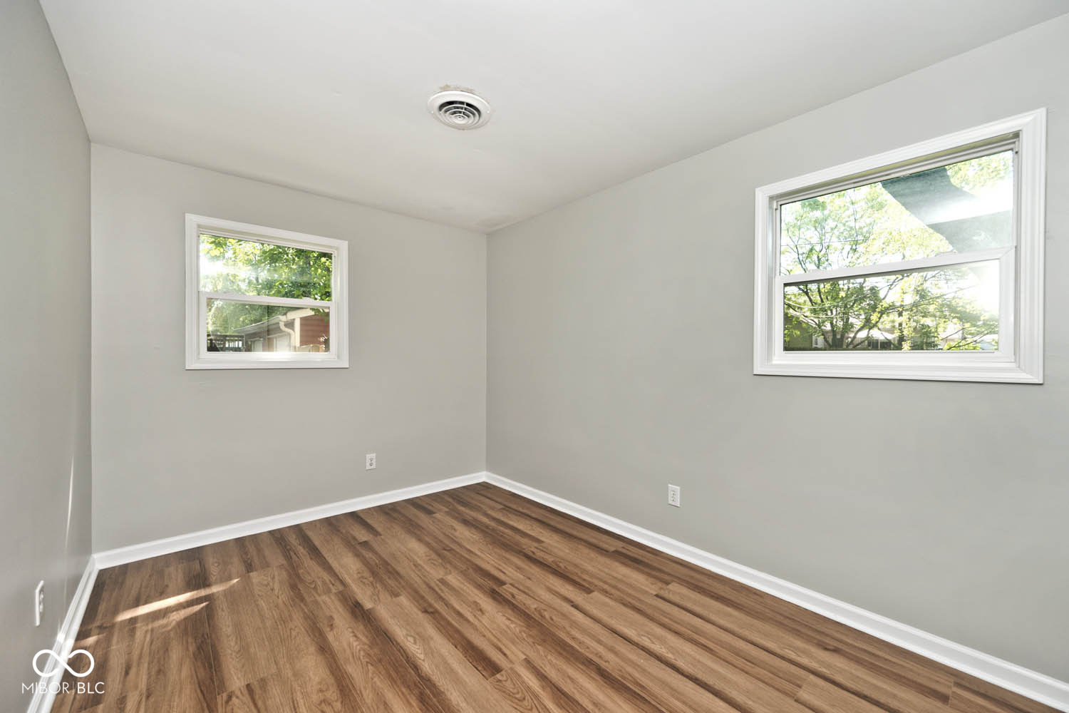 975 Rolling Hill Road Greenwood, IN 46142 - Photo 25 of 30