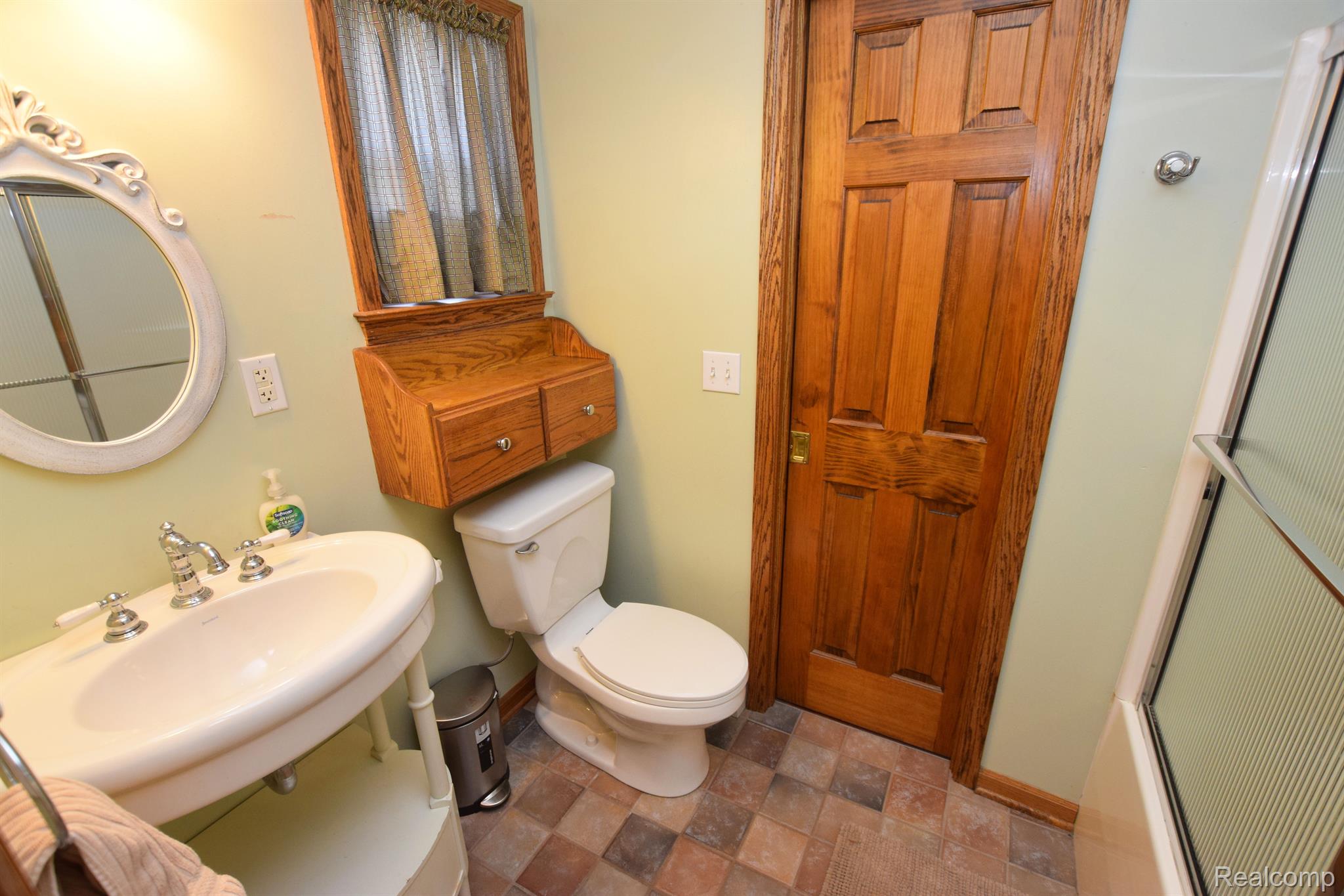 7316 Calkins Road Flint, MI 48532 - Photo 16 of 37 Gallery Image 16