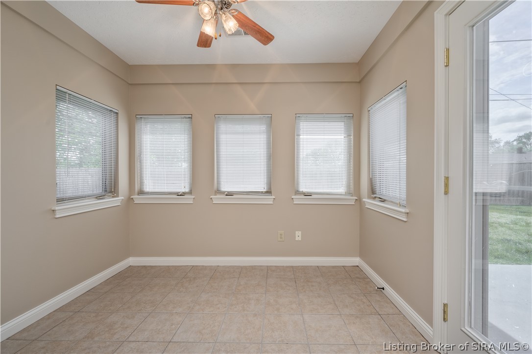 1913 Edgewood Station Road New Albany, IN 47150 - Photo 12 of 31