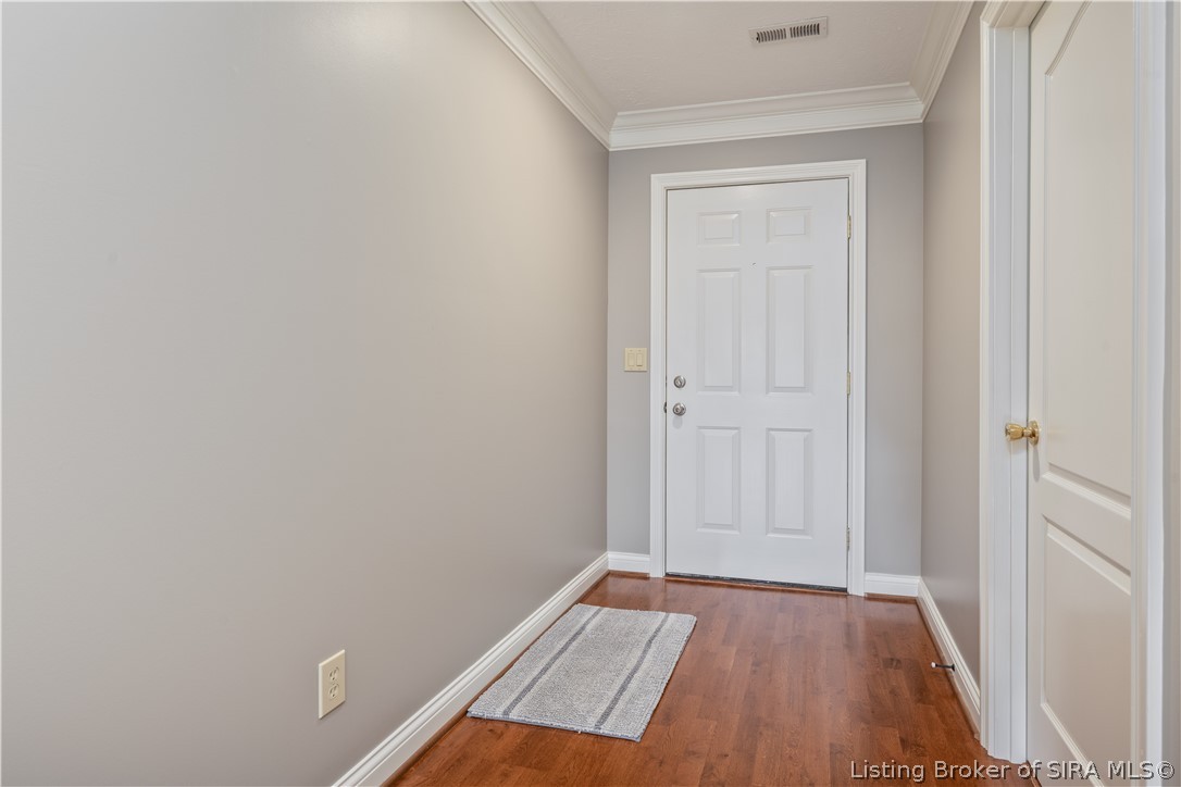 1913 Edgewood Station Road New Albany, IN 47150 - Photo 4 of 31