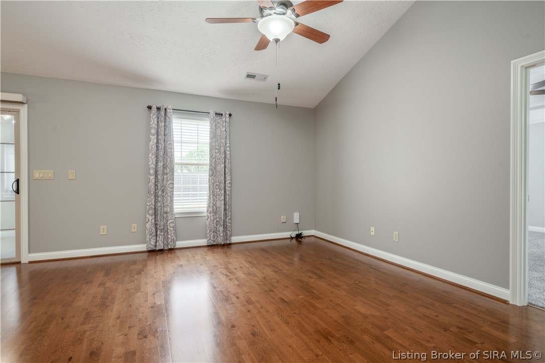 1913 Edgewood Station Road New Albany, IN 47150 - Photo 5 of 31