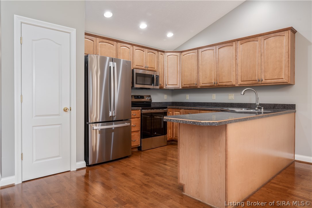 1913 Edgewood Station Road New Albany, IN 47150 - Photo 8 of 31