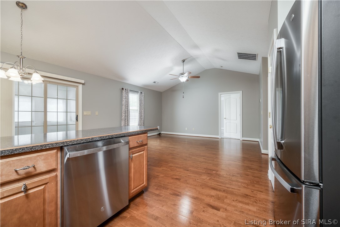 1913 Edgewood Station Road New Albany, IN 47150 - Photo 10 of 31