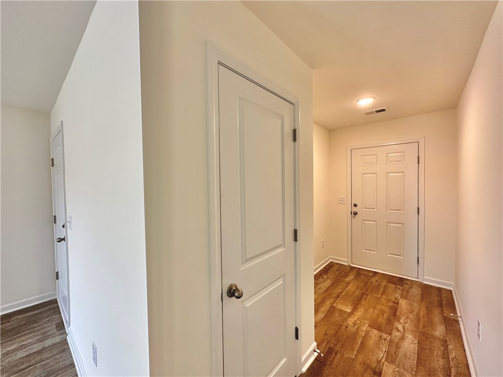 456 Seaborn Circle Pendleton, SC 29670 - Photo 4 of 35 Gallery Image 4