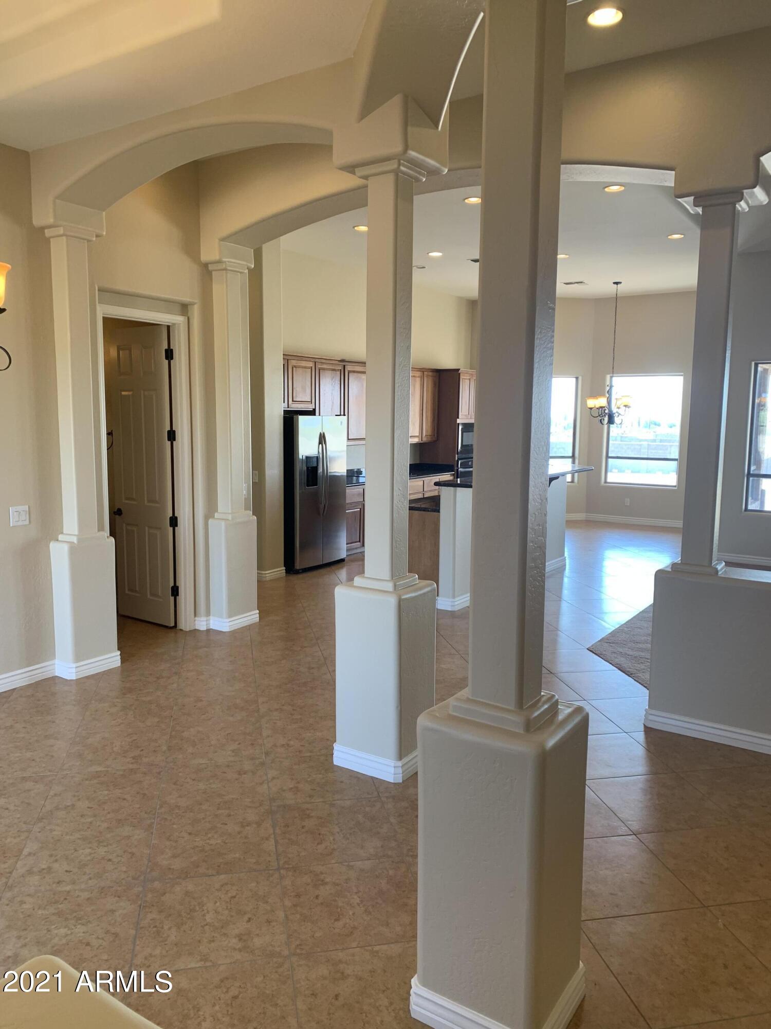 16705 West Quail Run Road Surprise, AZ 85387 - Photo 17 of 48 Entry