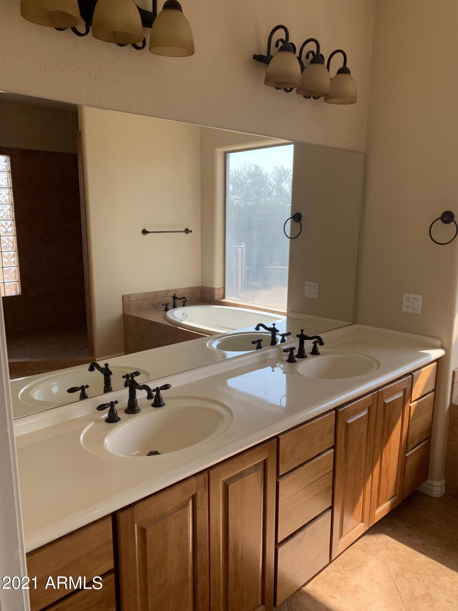 16705 West Quail Run Road Surprise, AZ 85387 - Photo 31 of 48 Master bath