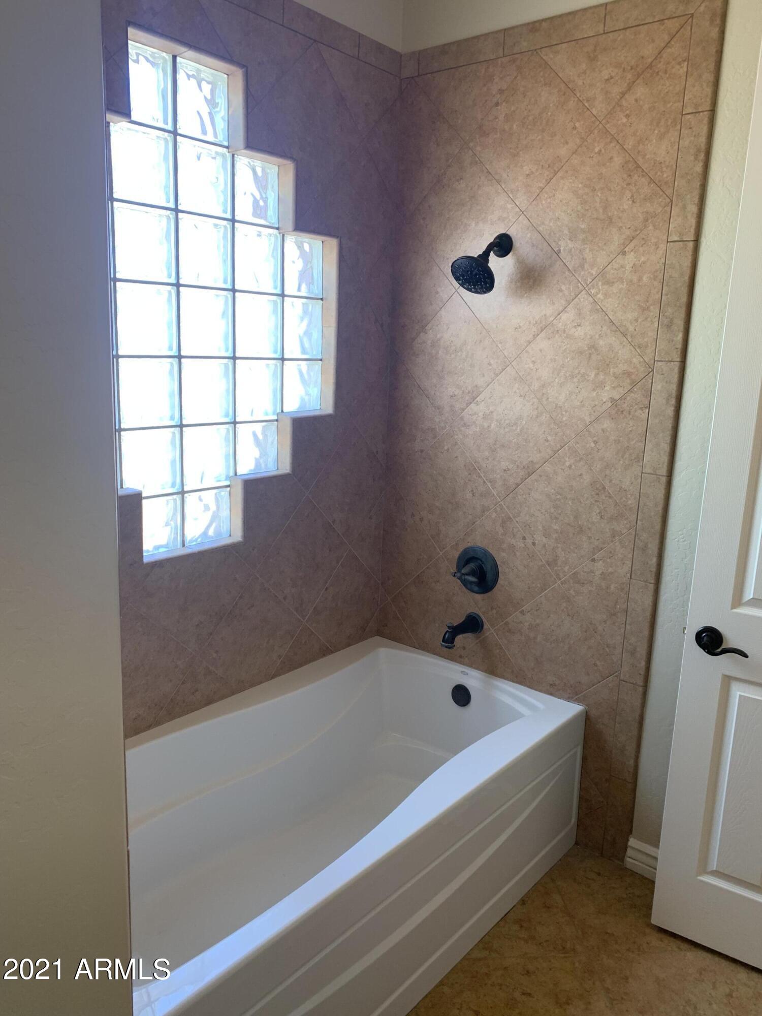 16705 West Quail Run Road Surprise, AZ 85387 - Photo 46 of 48 Jack an jill Bathroom