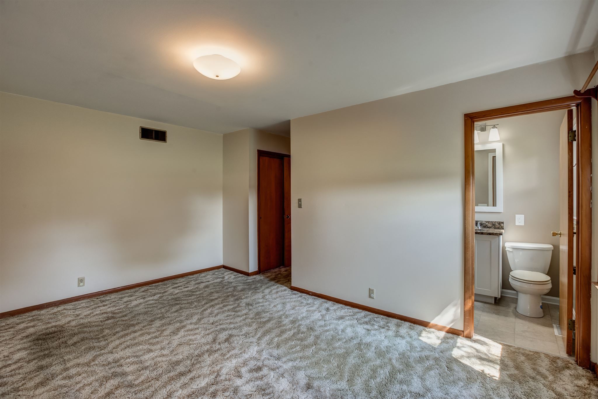 6015 Oak Hill Road Evansville, IN 47711 - Photo 15 of 34