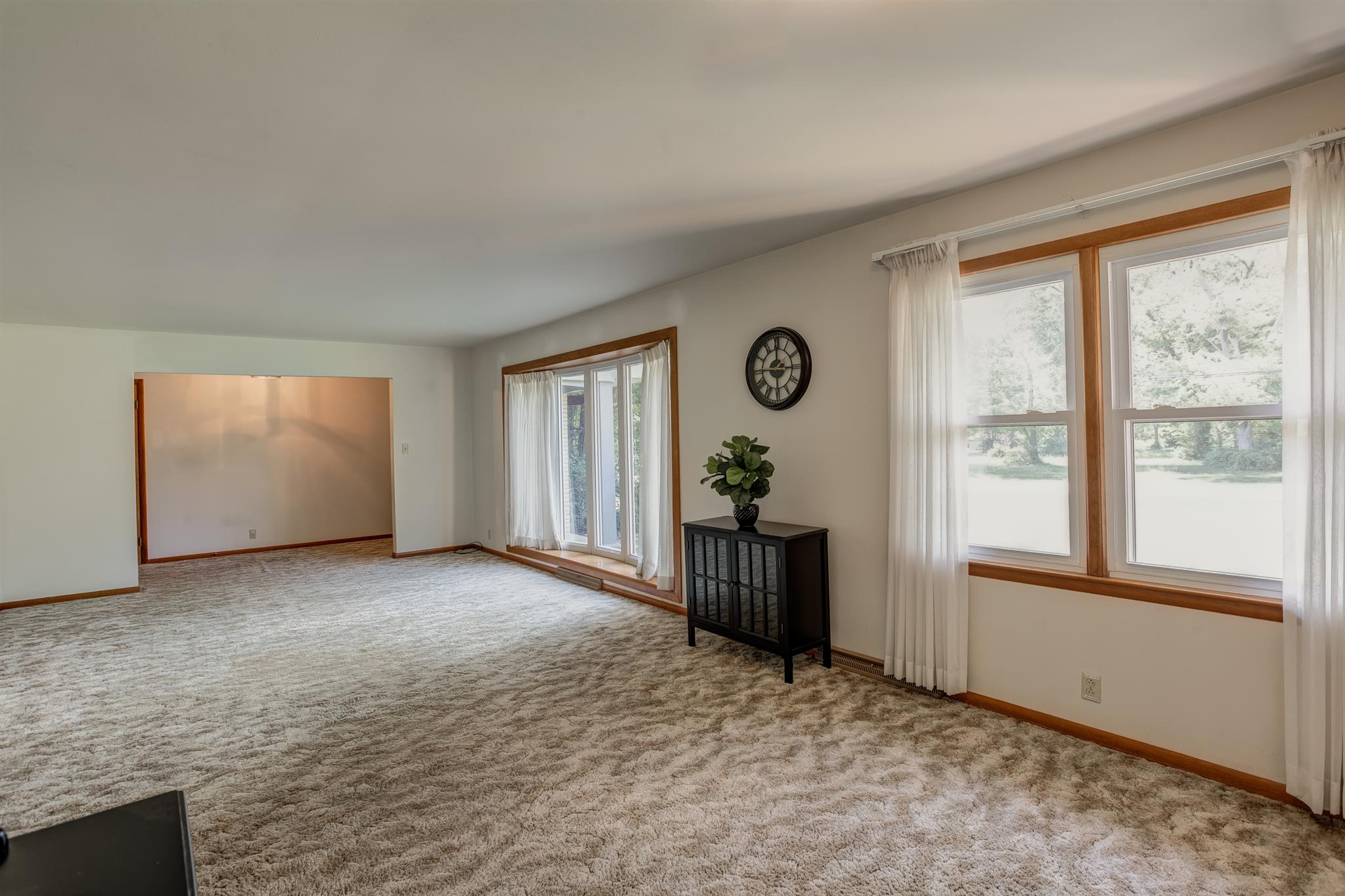 6015 Oak Hill Road Evansville, IN 47711 - Photo 4 of 34