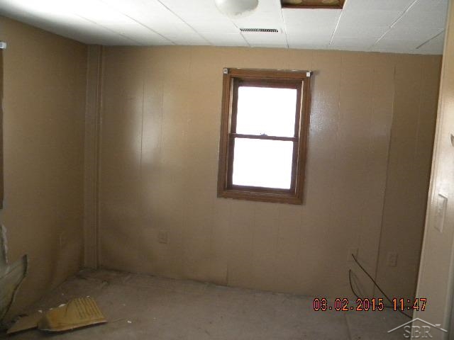 214 Cedar Street Hemlock, MI 48626 - Photo 7 of 9 Gallery Image 7