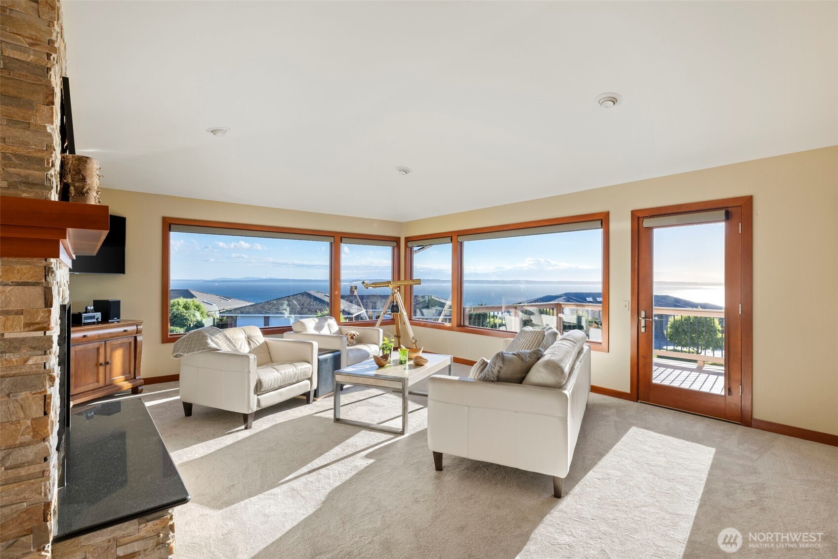 13705 68th Avenue West Edmonds, WA 98026 - Photo 4 of 40