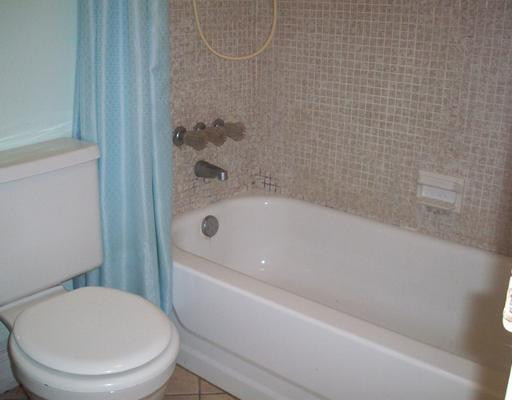 8380 Sands Point Boulevard, Unit J 308 Tamarac, FL 33321 - Photo 6 of 16 Master Bath/Spa