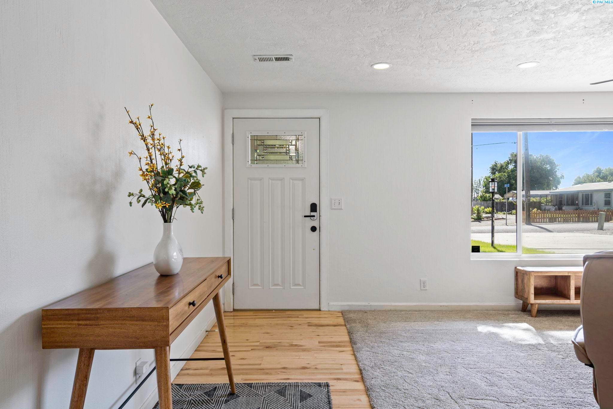 29304 South Gerards Road Kennewick, WA 99337 - Photo 6 of 47 Gallery Image 6