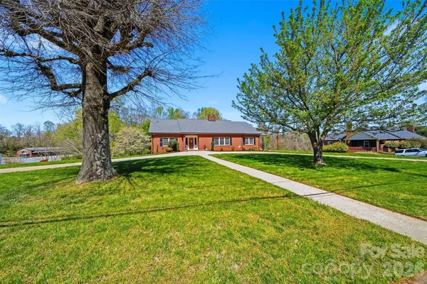 $359,900 | 32 Falls Avenue, Granite Falls, NC 28630