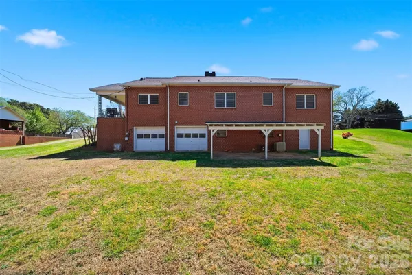$359,900 | 32 Falls Avenue, Granite Falls, NC 28630