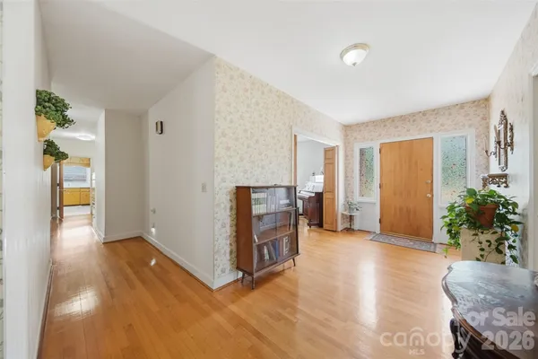 $359,900 | 32 Falls Avenue, Granite Falls, NC 28630