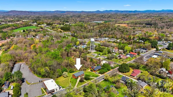 $359,900 | 32 Falls Avenue, Granite Falls, NC 28630