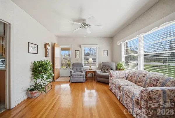 $359,900 | 32 Falls Avenue, Granite Falls, NC 28630