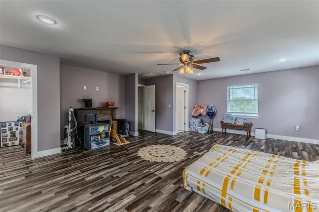 $389,500 | 30170 Hwy U, Crocker, MO 65452