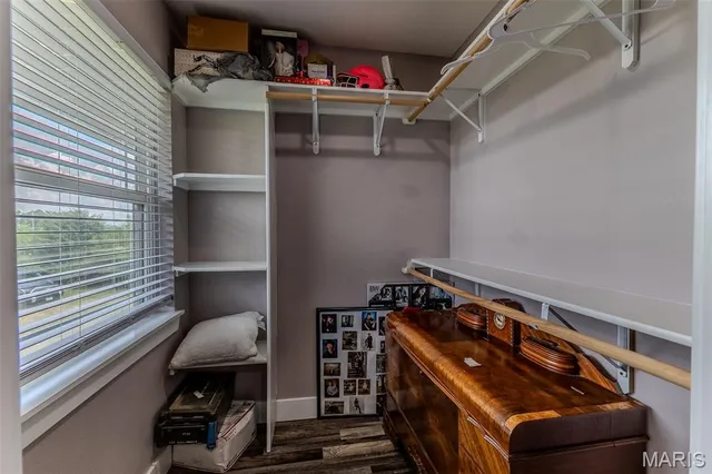 $389,500 | 30170 Hwy U, Crocker, MO 65452